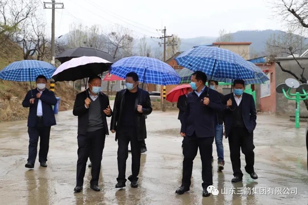 精準扶貧|山東三箭集團董事長楊承林調研脫貧攻堅 ,確保工作成效