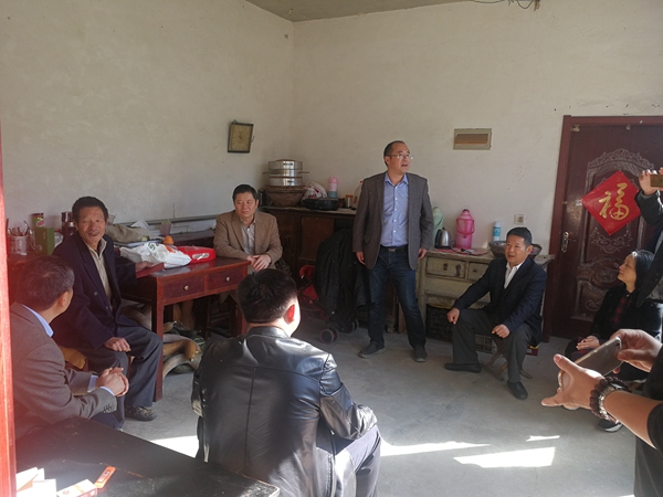1603099233528001.jpg 03集團公司領導班子到趙家莊村進行精準扶貧調研.jpg